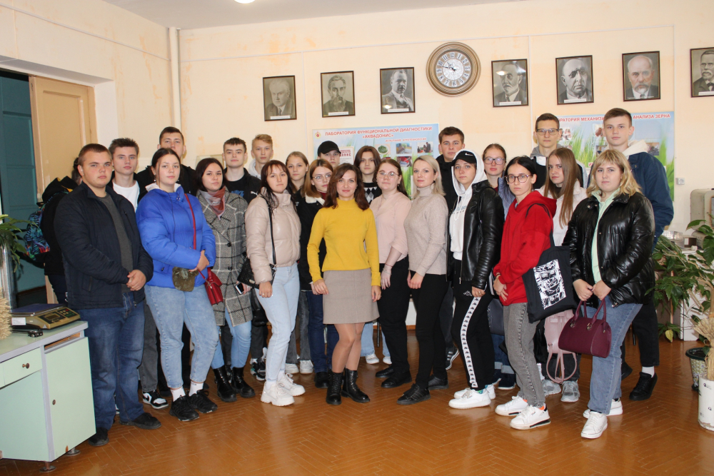 Студенты СПО Курской СХА посетили машиноиспытательную станцию